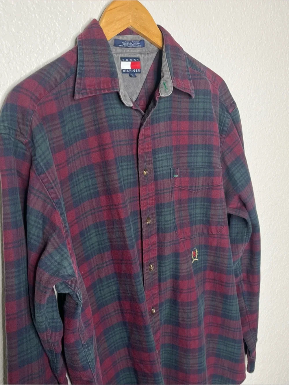 Vintage Y2K Tommy Hilfiger Plaid Button Down Shirt Men’s‎ Red Green Cotton M